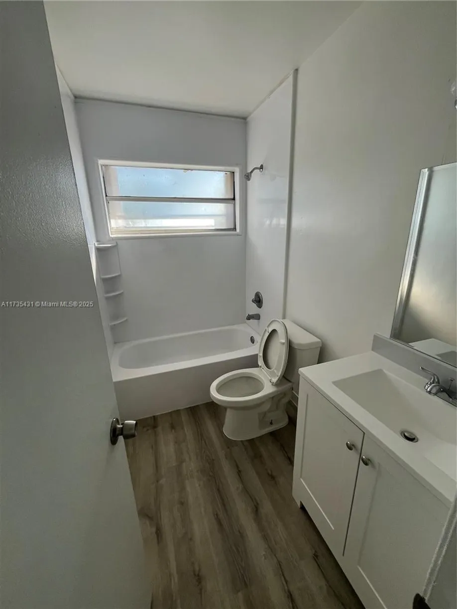 South Florida Real Estate | View  | Listing