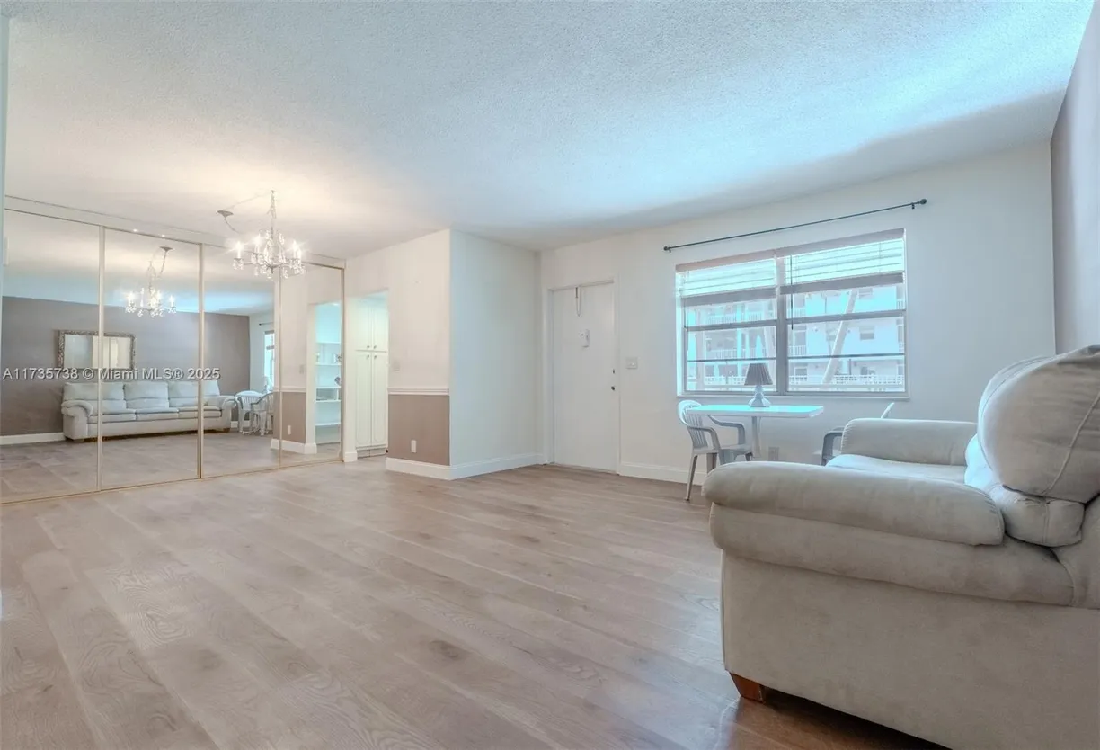 South Florida Real Estate | View 580 Egret Dr, 119 | Listing