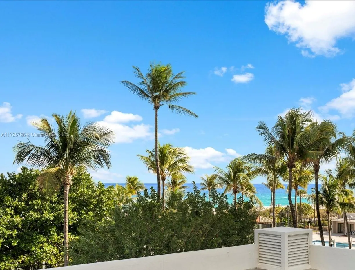 South Florida Real Estate | View 2655 Collins Ave, 510 | Listing