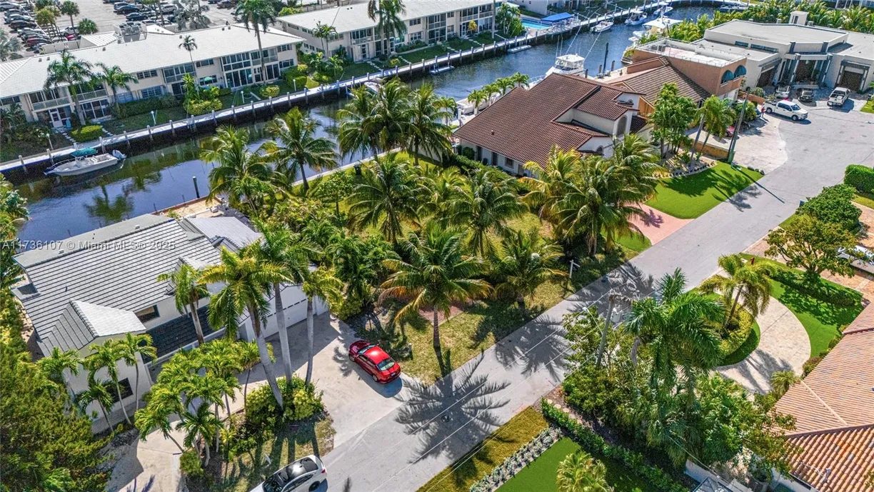 South Florida Real Estate | View xxxx NE 37 St | Listing