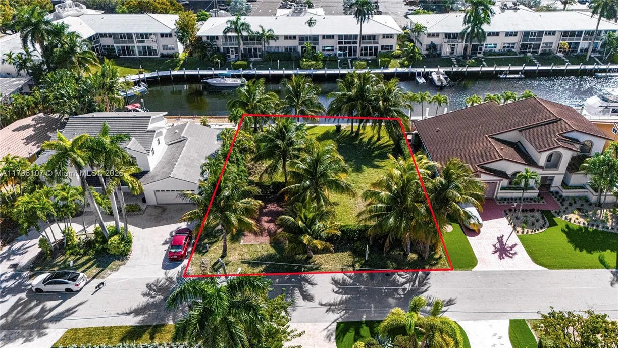South Florida Real Estate | View xxxx NE 37 St