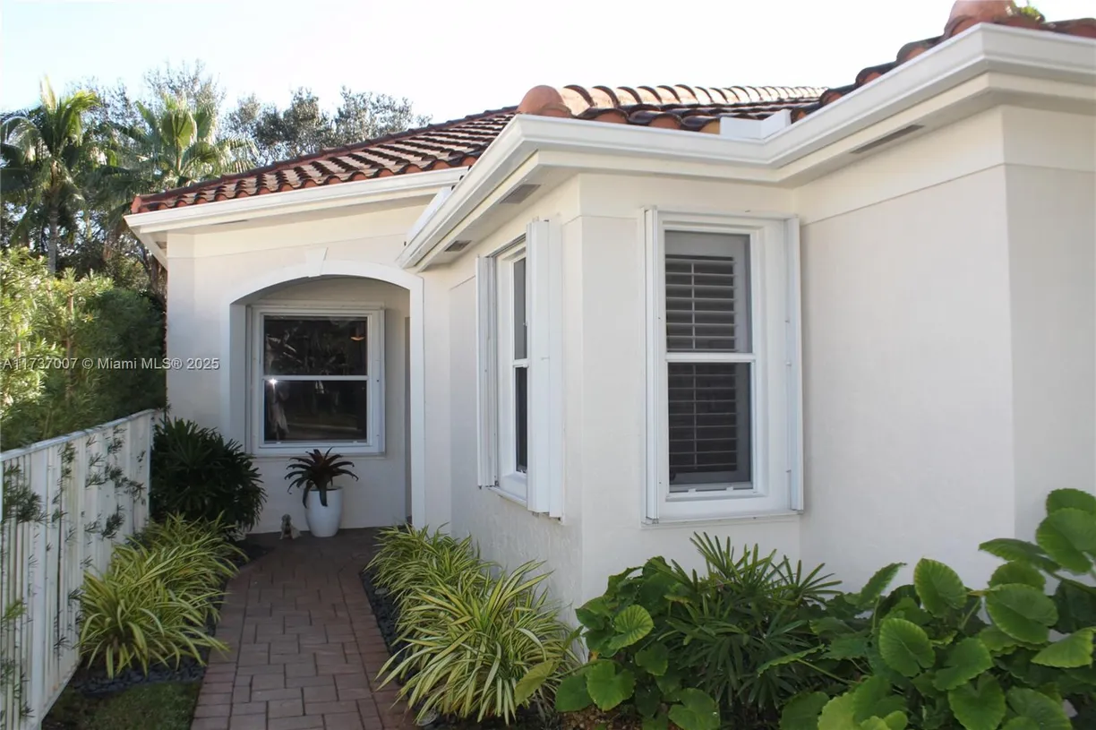 South Florida Real Estate | View 2524 Bay Pointe Ct, 2524 | Listing