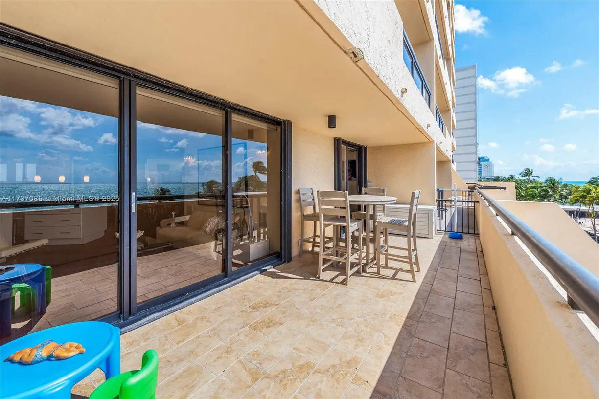 South Florida Real Estate | View 2555 Collins Ave, 607 | Listing