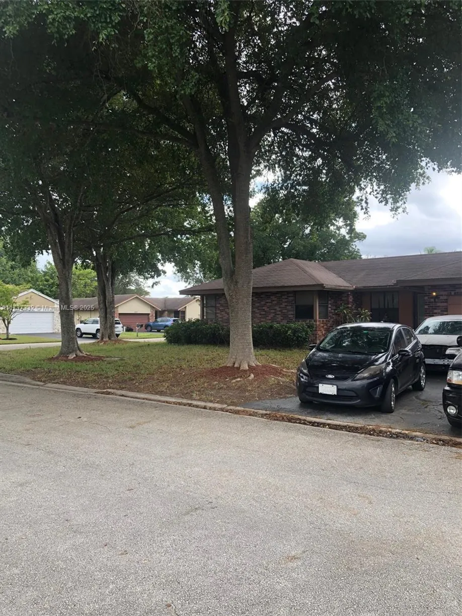 South Florida Real Estate | View 11202 NW 44th St | Listing