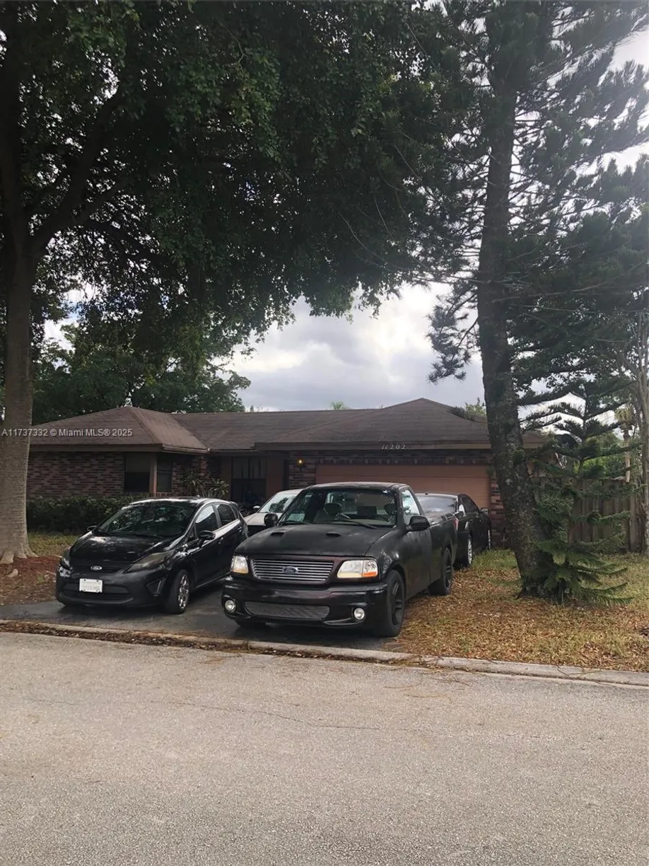 South Florida Real Estate | View 11202 NW 44th St | Listing