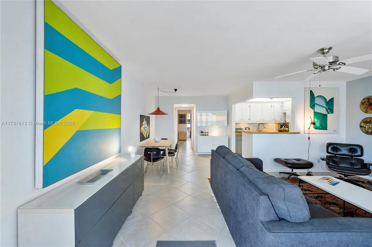 South Florida Real Estate | View 143 Oakridge J, 143 | Listing