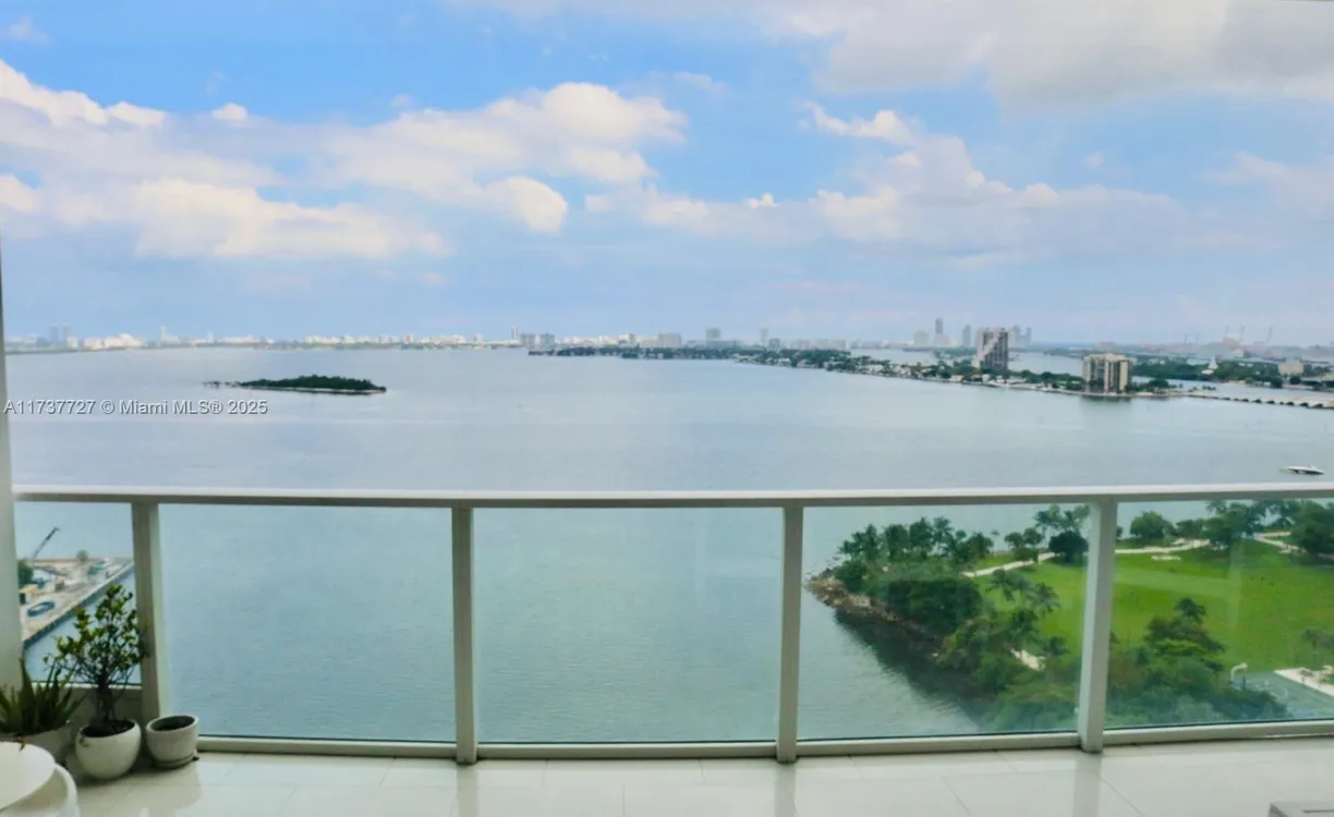 South Florida Real Estate | View 2020 N Bayshore Drive, 1909 | 2 Beds, 2 Baths