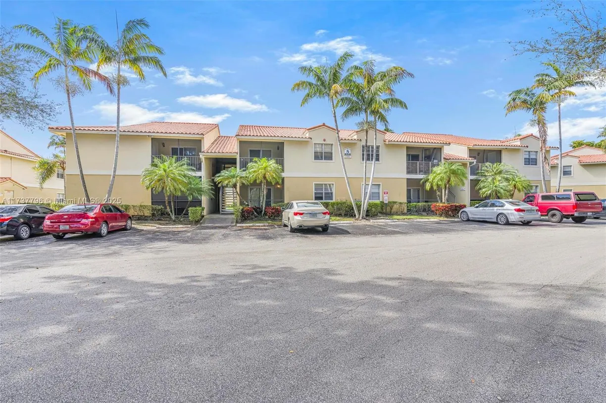 South Florida Real Estate | View 1231 SW 46th Ave, 503 | 1 Bed, 1 Bath
