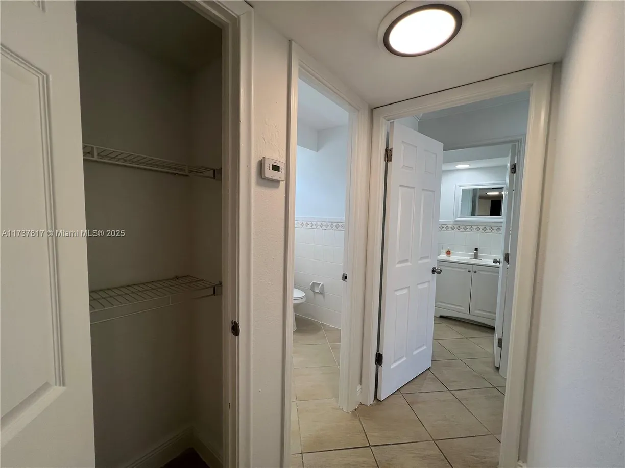 South Florida Real Estate | View 420 NE 12th Ave, 503 | Listing