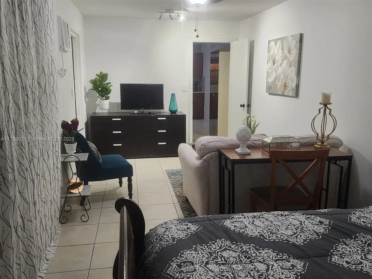 South Florida Real Estate | View 3221 SW 93rd Pl, A | Listing