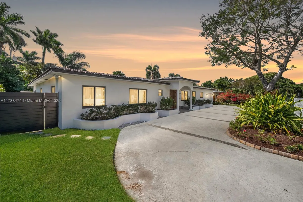 South Florida Real Estate | View 2600 Yacht Club Blvd | Listing
