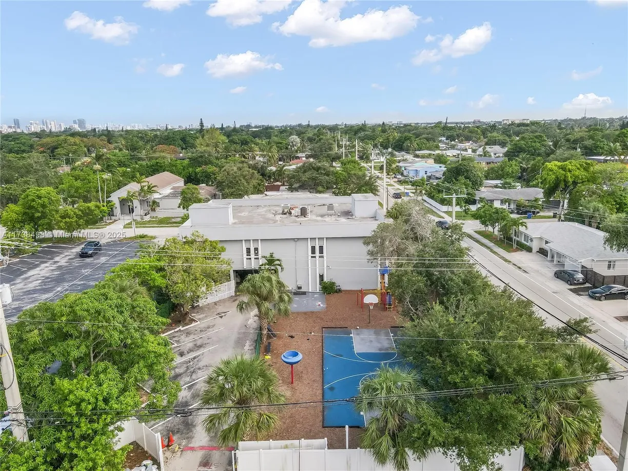 South Florida Real Estate | View 2751 Van Buren St | Listing
