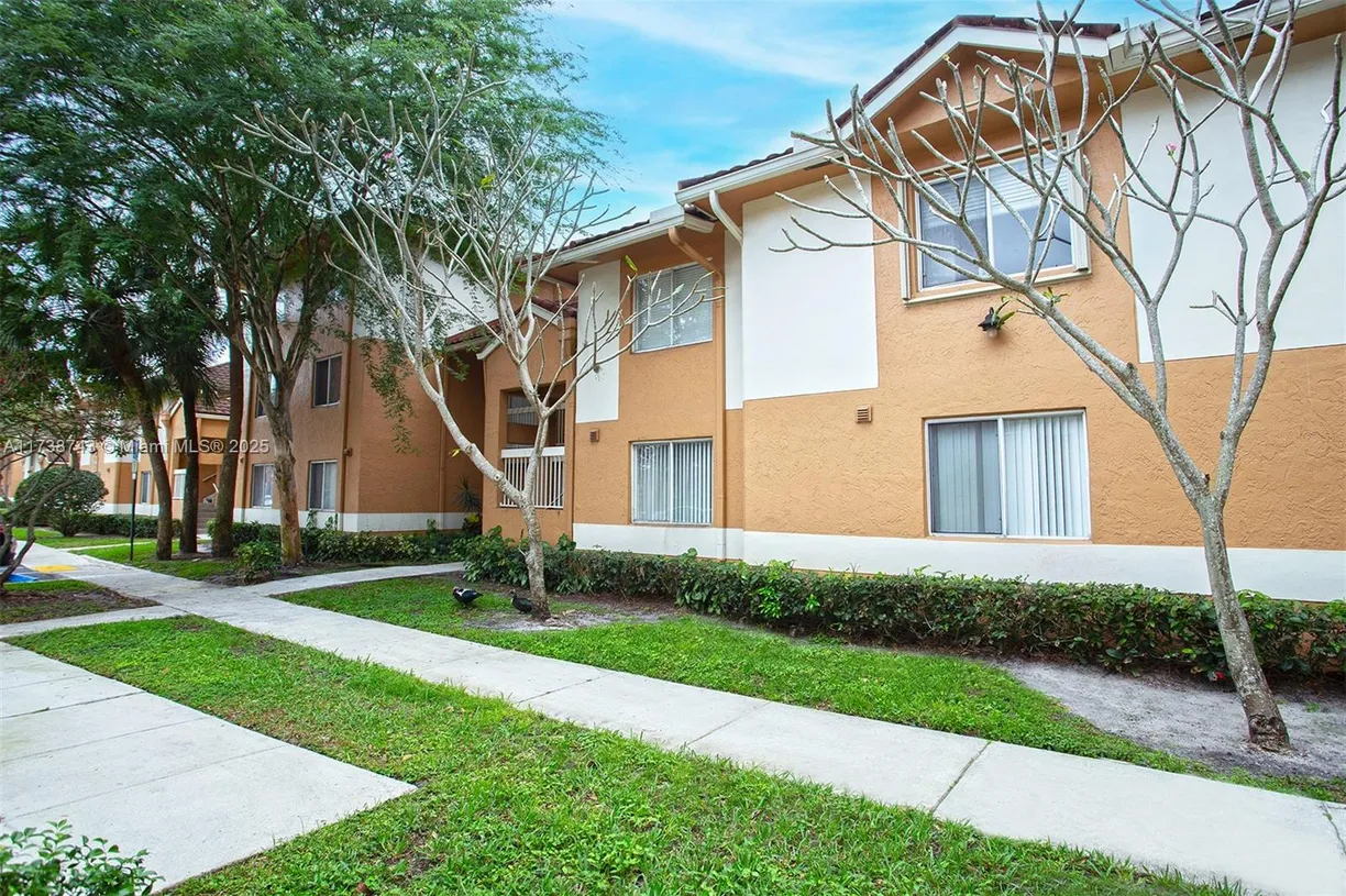 South Florida Real Estate | View 735 NW 92nd Ave, 735 | 1 Bed, 1 Bath