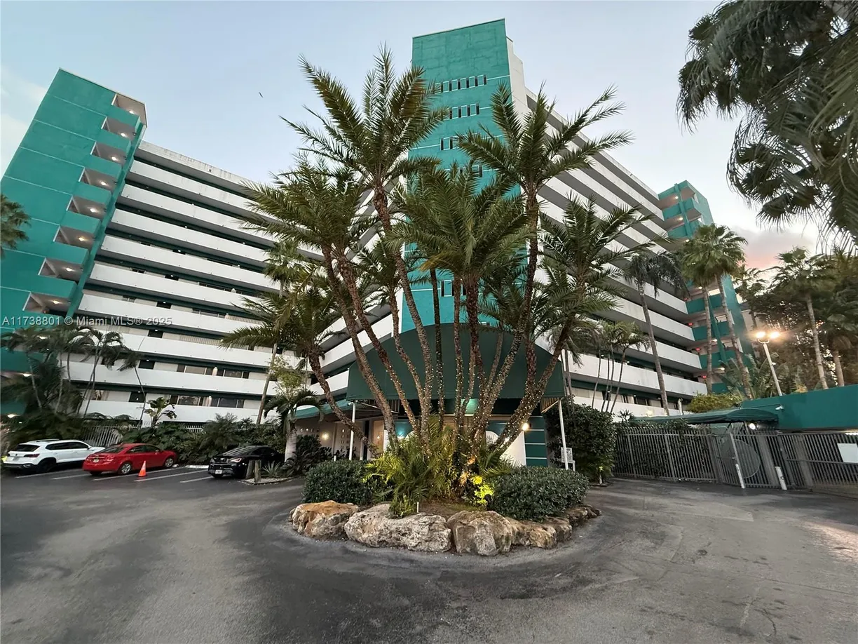 South Florida Real Estate | View 1700 NW N River Dr, 102 | Listing