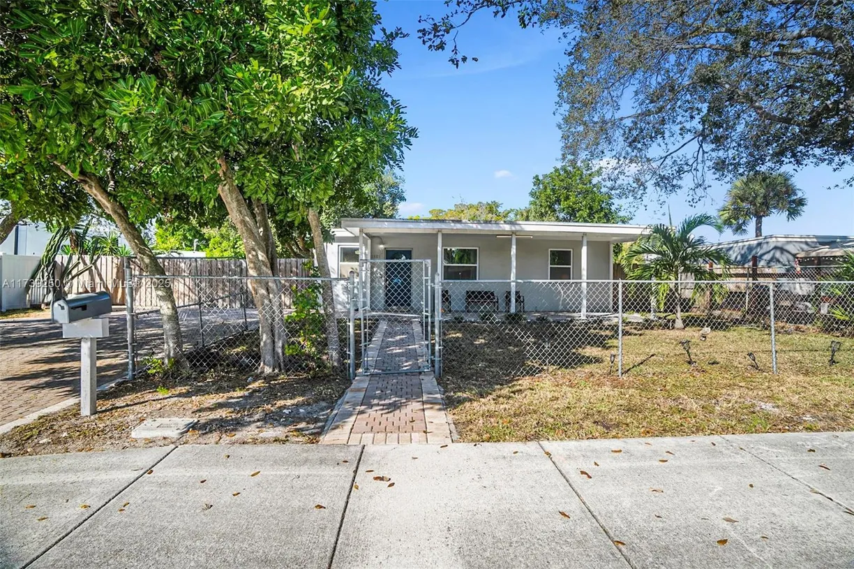South Florida Real Estate | View 1621 NE 48th Ct | 3 Beds, 1 Bath