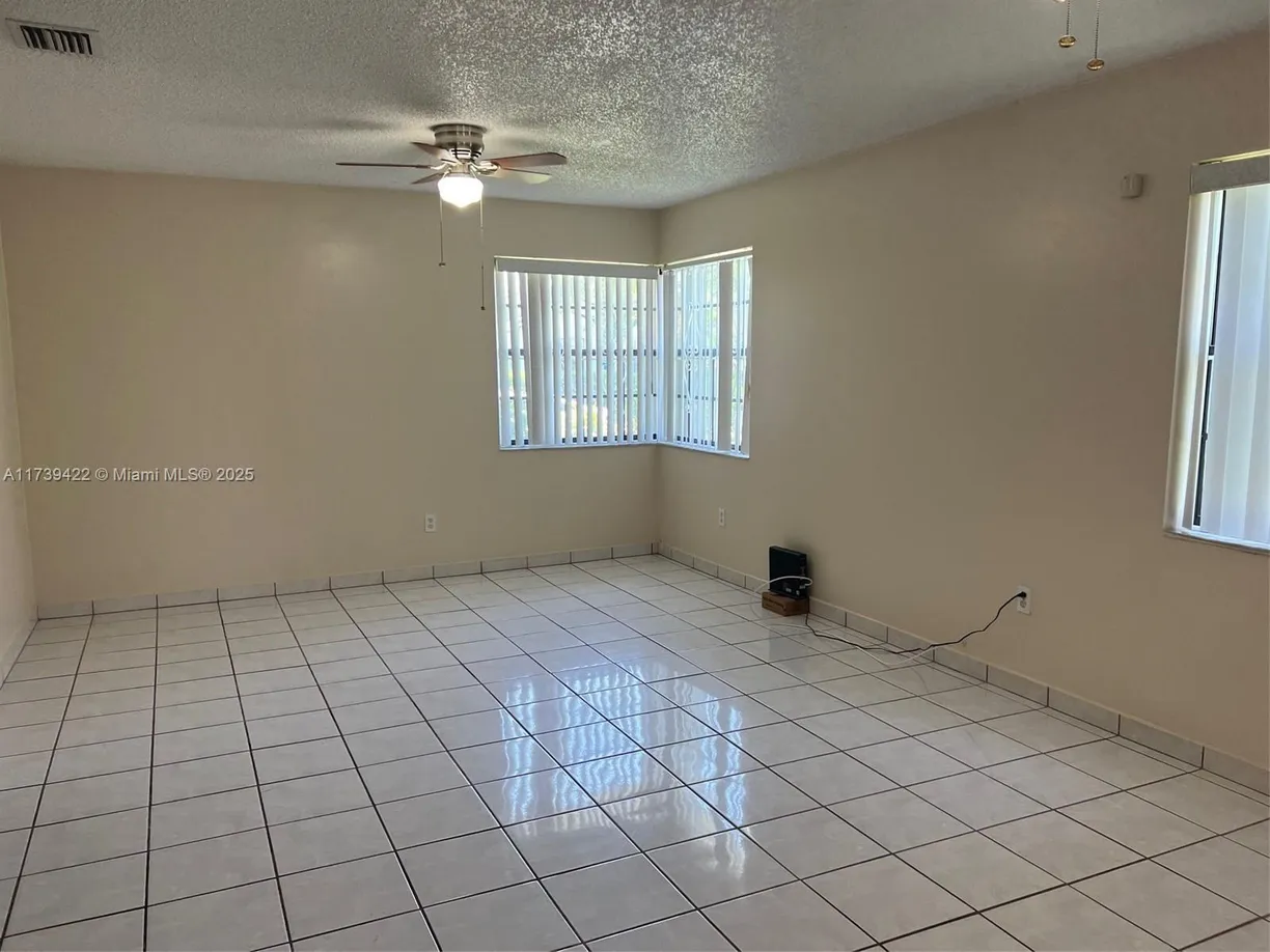 South Florida Real Estate | View 809 SW 10th St | Listing
