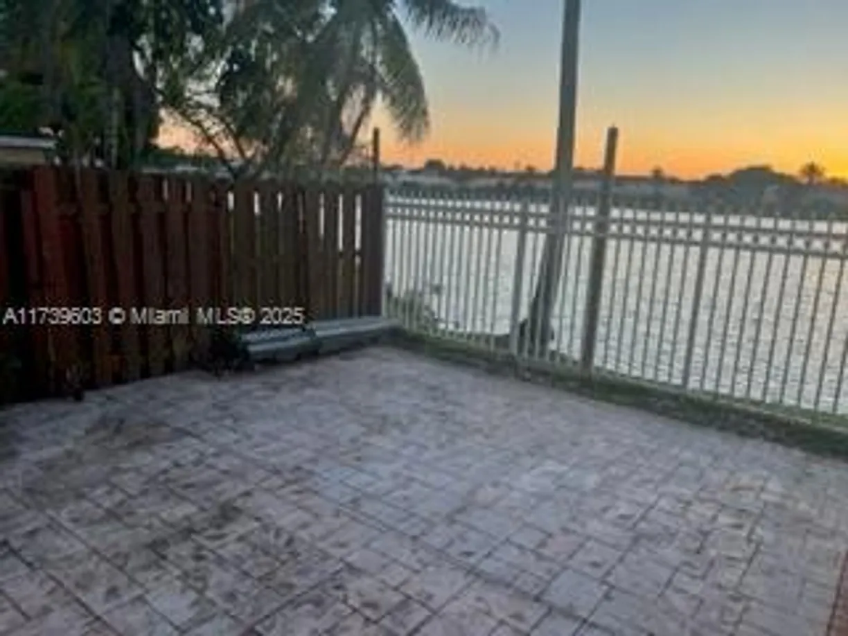 South Florida Real Estate | View 17536 SW 139th Ct | Listing
