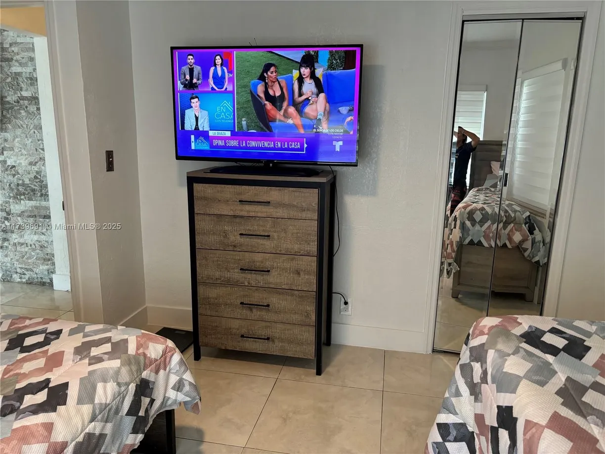 South Florida Real Estate | View 1332 SW 22nd Ave | Listing