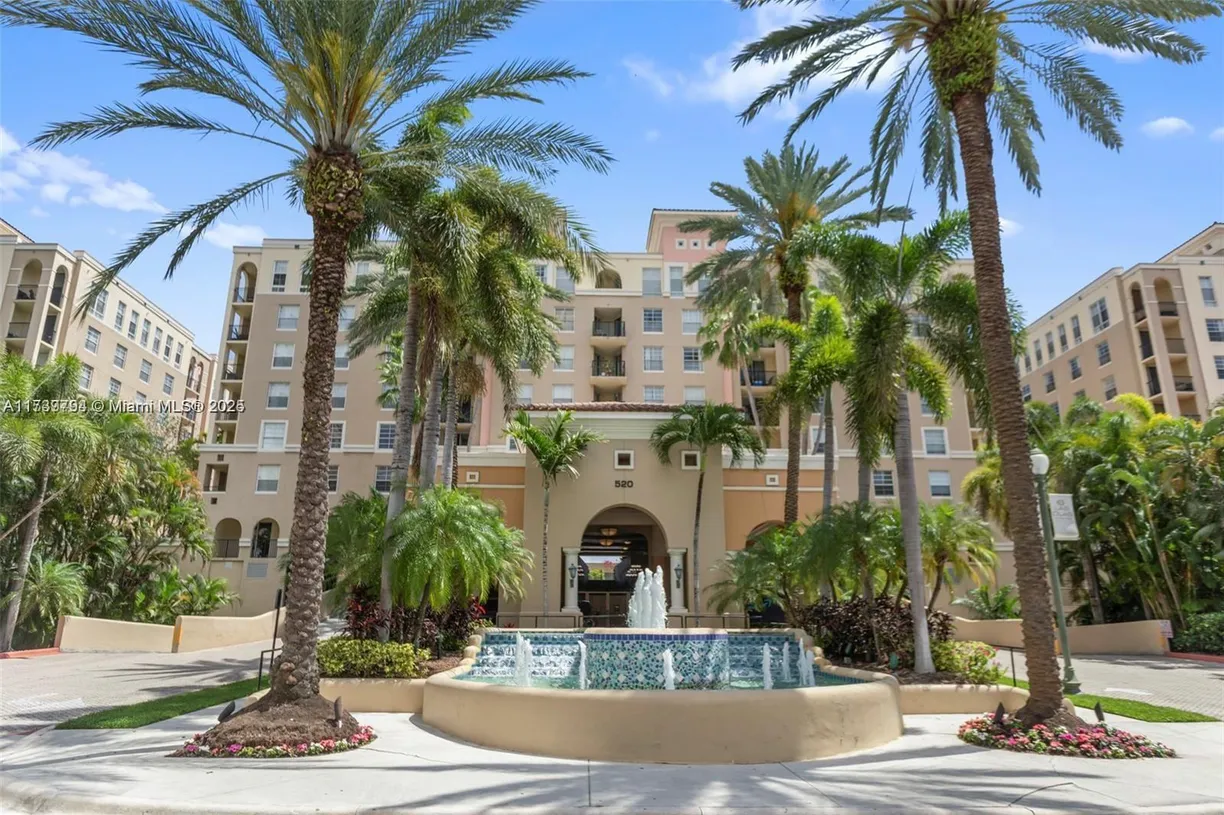 South Florida Real Estate | View 520 SE 5th Ave, 2210 | 2 Beds, 2 Baths