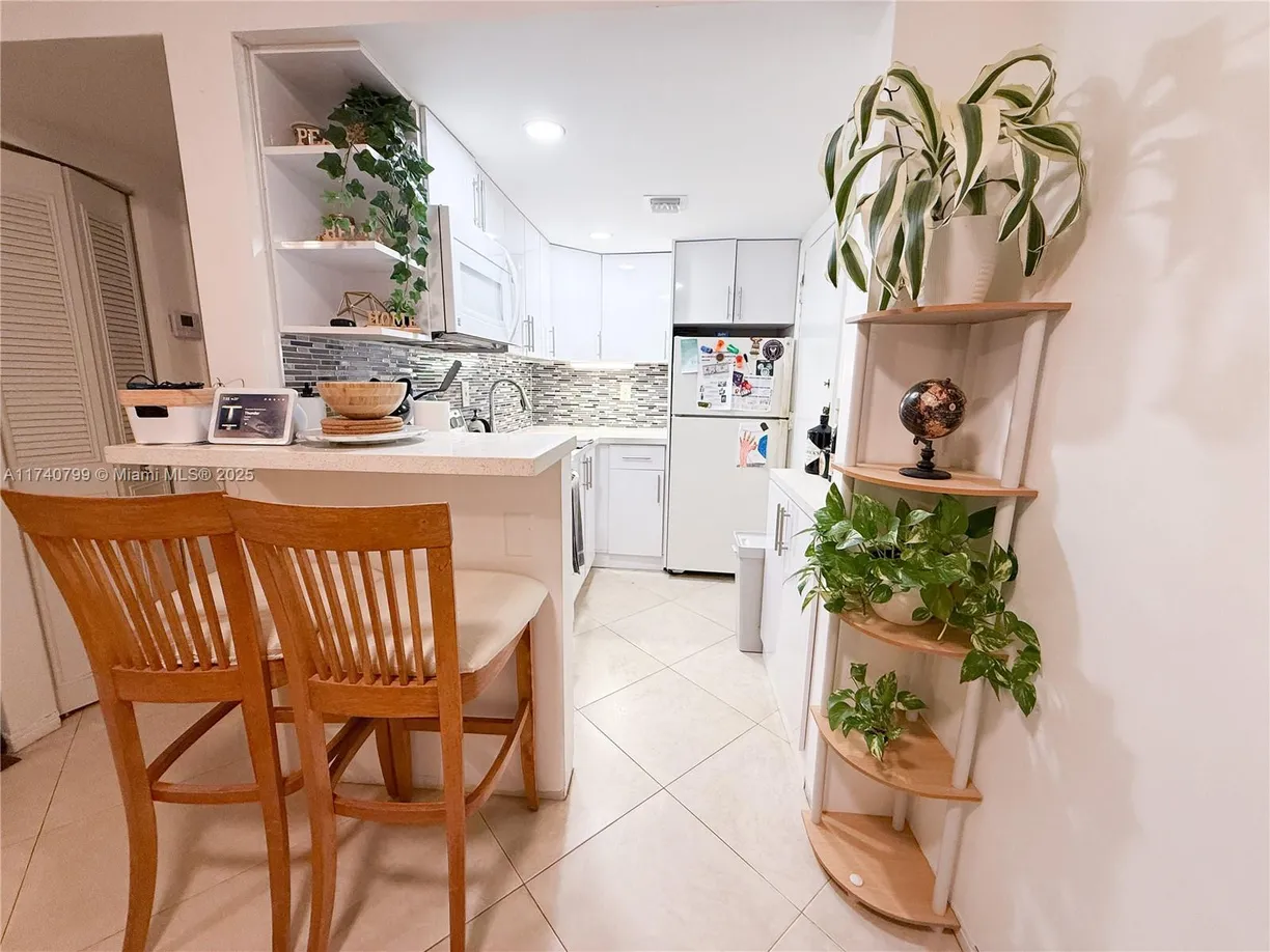 South Florida Real Estate | View 3550 NW 8th Ave, 513 | Listing