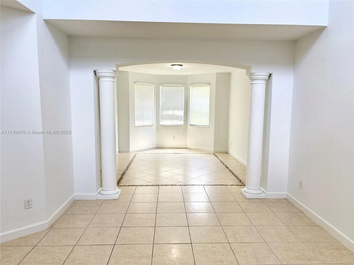 South Florida Real Estate | View 10514 Galleria St | Listing