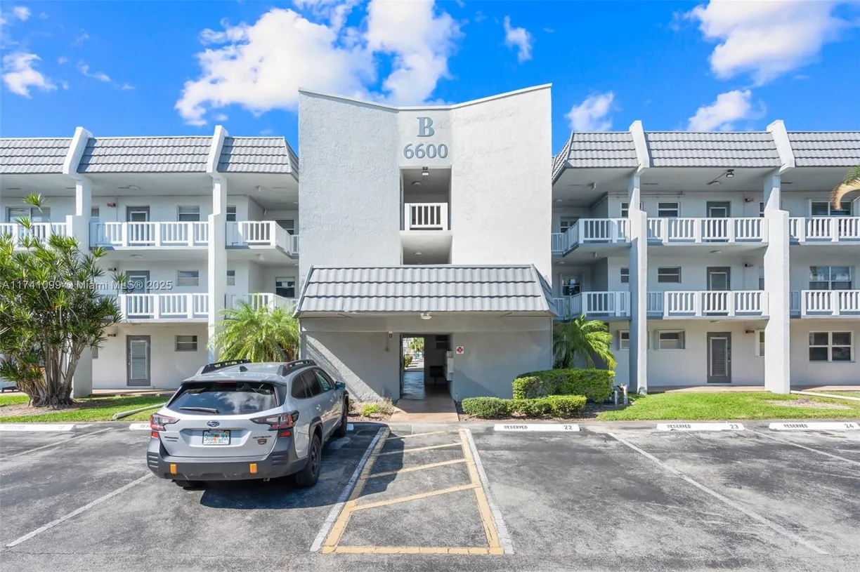South Florida Real Estate | View 6600 Royal Palm Blvd, 308B | 1 Bed, 1 Bath