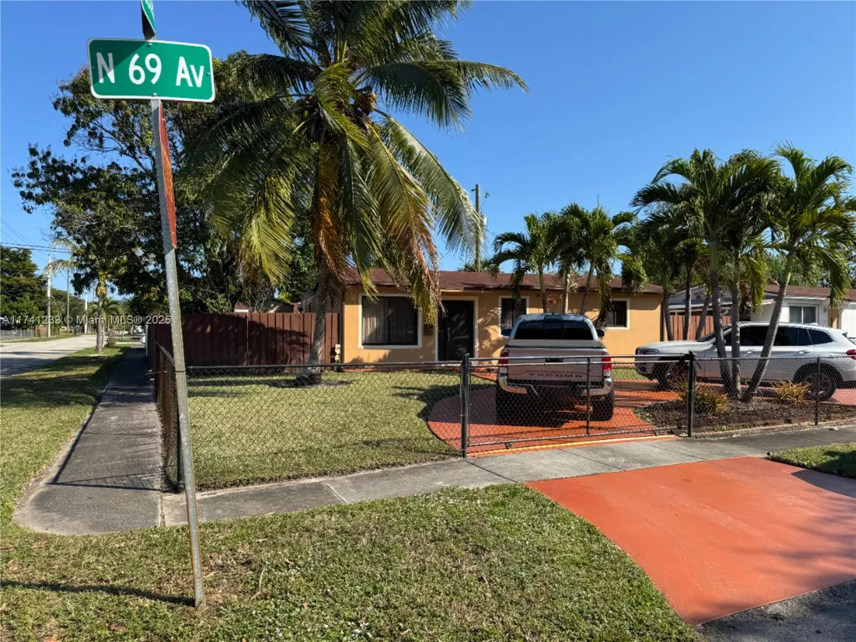 South Florida Real Estate | View 641 N 69th Ave | 3 Beds, 2 Baths