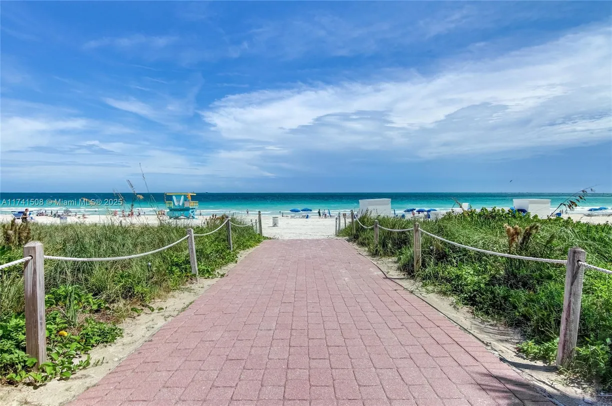South Florida Real Estate | View 50 S Pointe Dr, 2004 | Listing