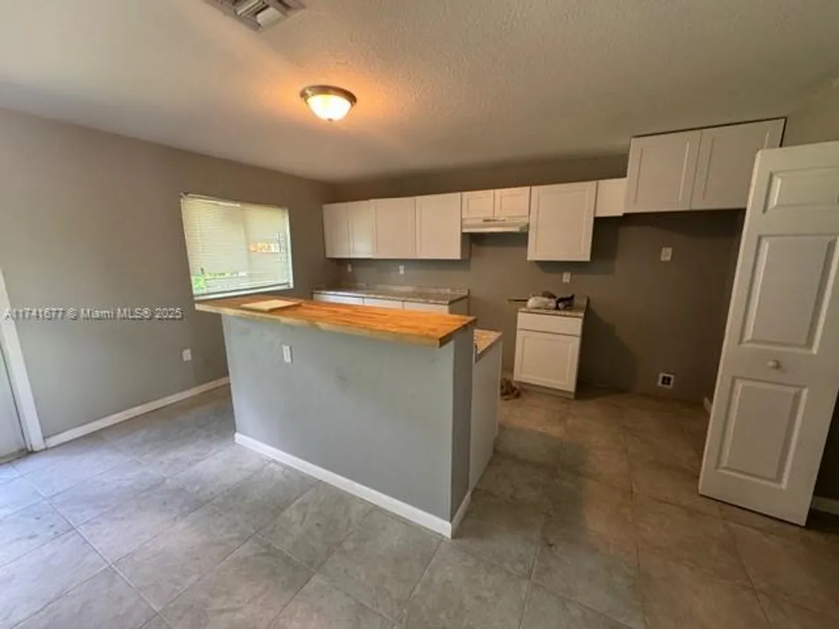 South Florida Real Estate | View 2951 NW 8th St | Listing