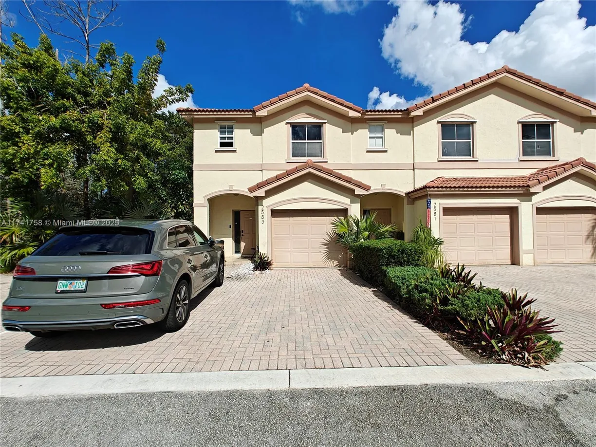South Florida Real Estate | View 2583 Riverside Dr, 2583 | 3 Beds, 2 Baths