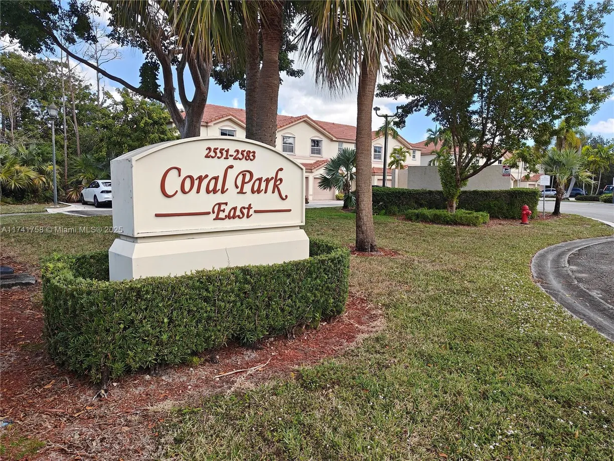 South Florida Real Estate | View 2583 Riverside Dr, 2583 | Listing