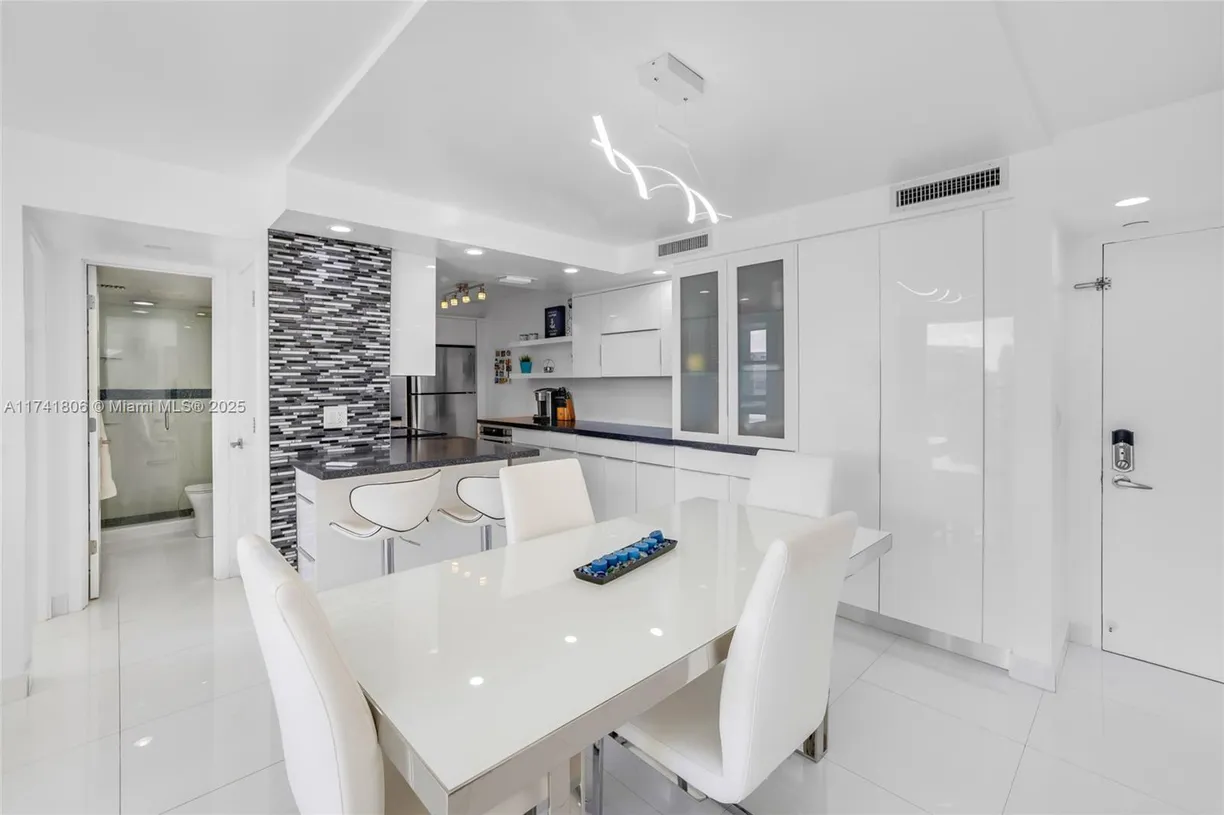 South Florida Real Estate | View 3031 N Ocean Blvd, 604 | Listing