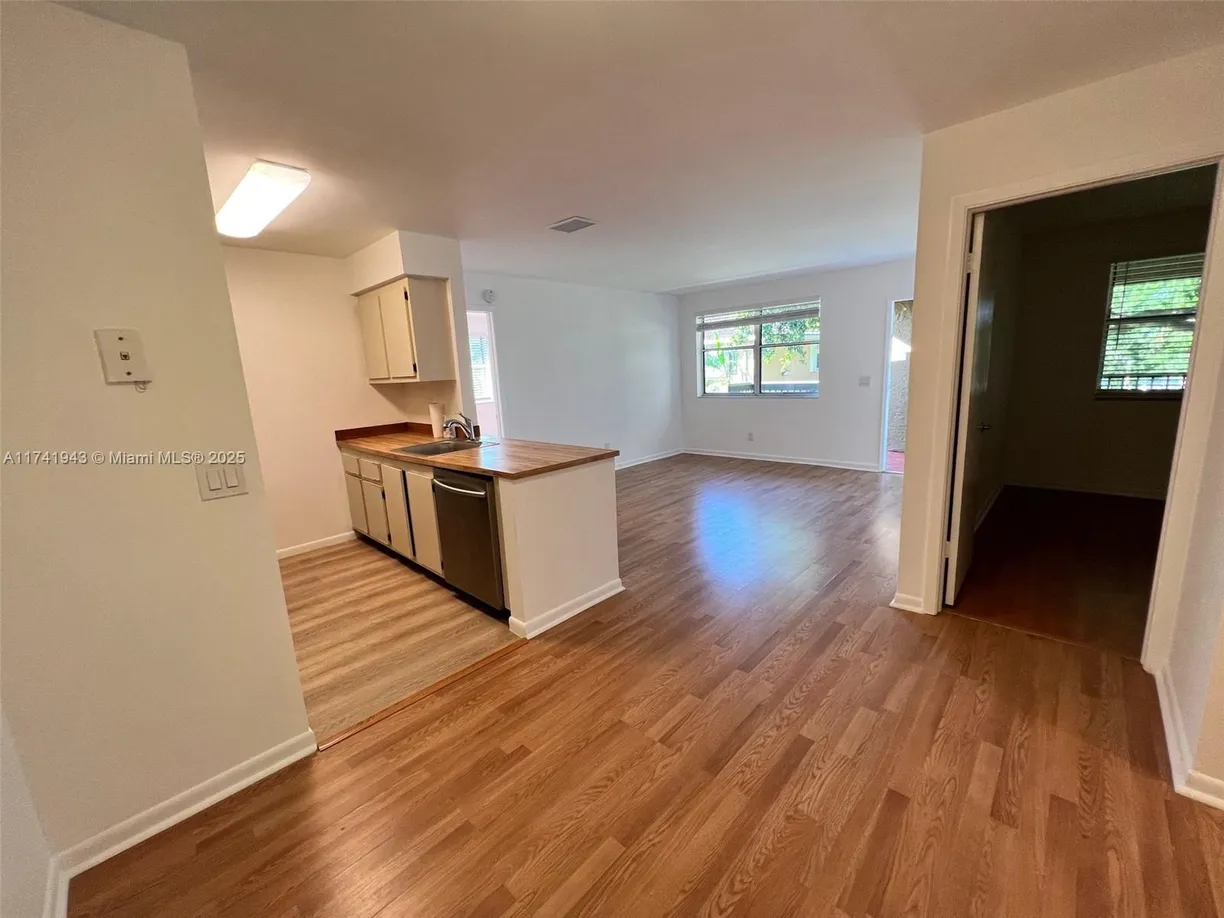 South Florida Real Estate | View 732 NW 103rd Ter, 201 | 2 Beds, 2 Baths