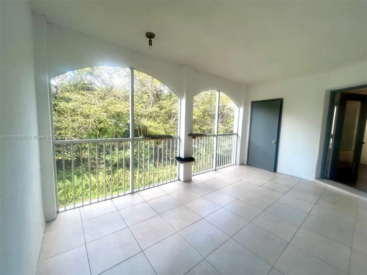 South Florida Real Estate | View 815 W Boynton Beach Blvd, 9-207 | Listing