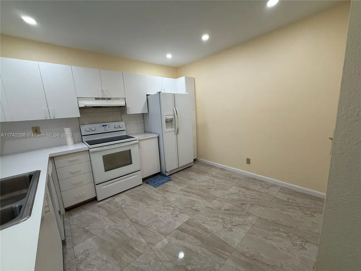 South Florida Real Estate | View 11332 SW 169th St, V310422 | Listing
