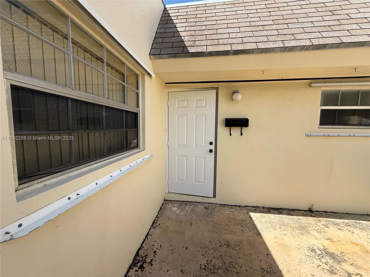 South Florida Real Estate | View 11332 SW 169th St, V310422 | 1 Bed, 1 Bath