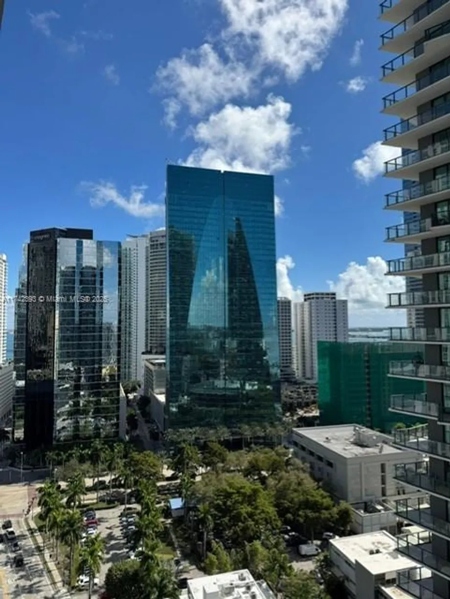 South Florida Real Estate | View 1250 S Miami Ave, 2001 | 2 Beds, 2 Baths