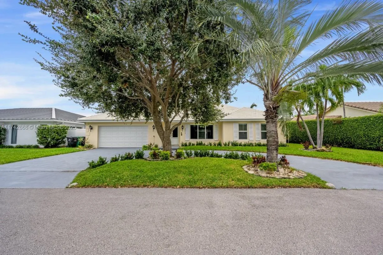 South Florida Real Estate | View 2810 NE 60th St | Listing