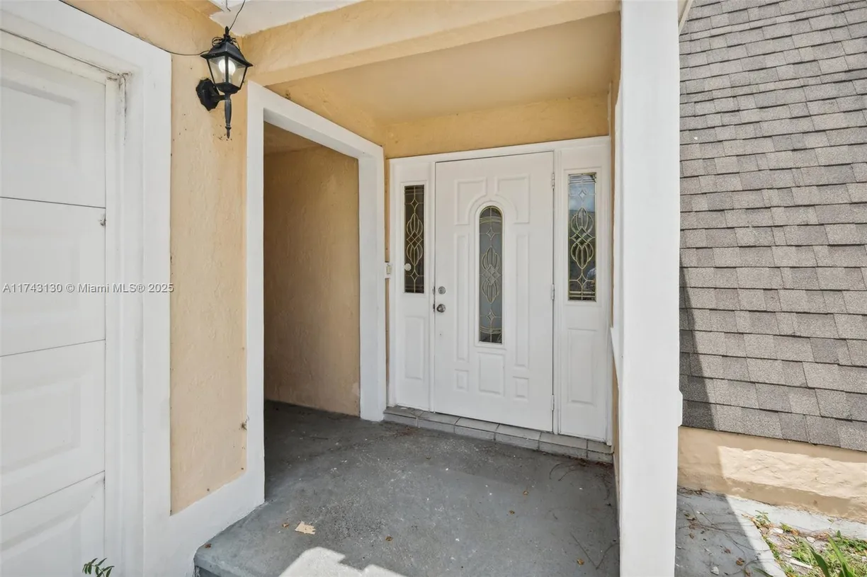 South Florida Real Estate | View 126 Barcelona Dr | Listing