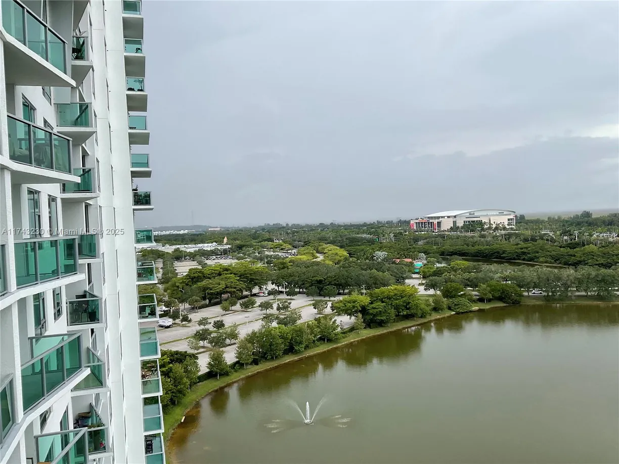 South Florida Real Estate | View 2681 N Flamingo Rd, 1507S | 2 Beds, 2 Baths