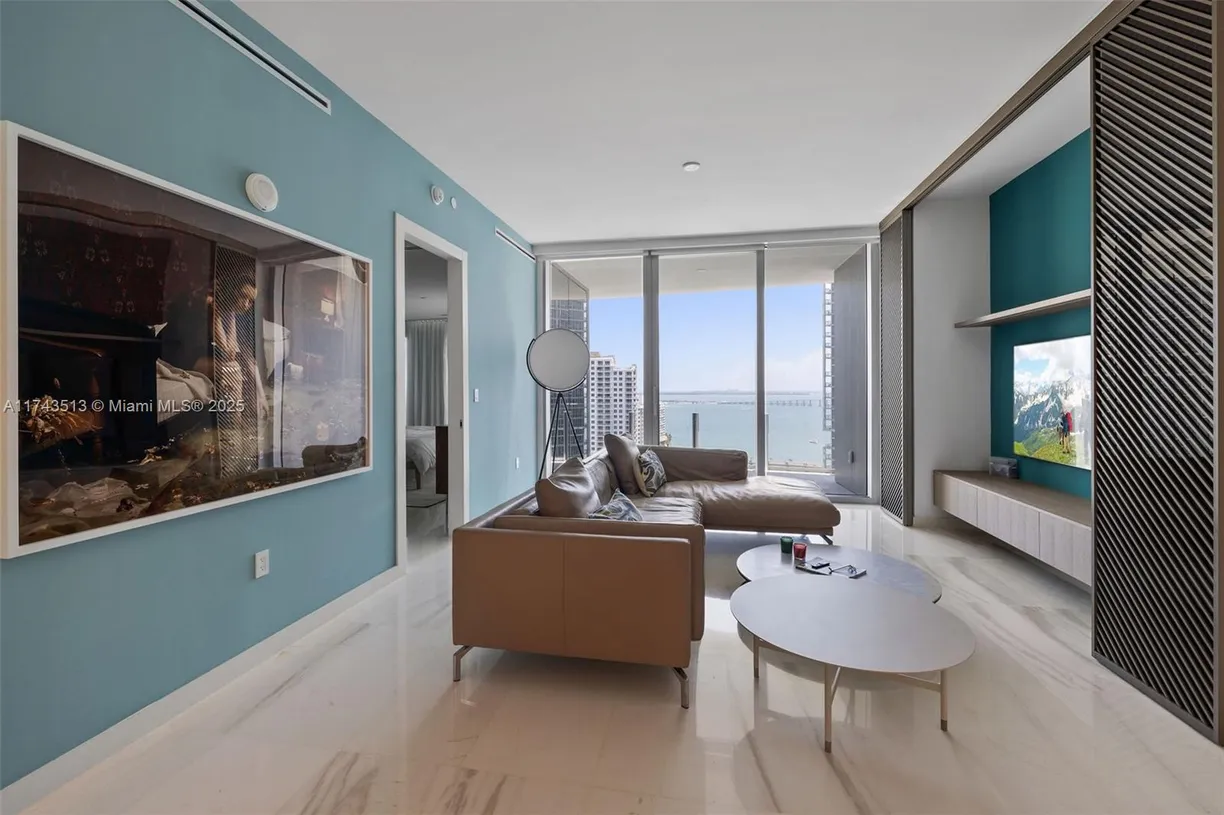 South Florida Real Estate | View 300 Biscayne Blvd Way, 2505 | Listing