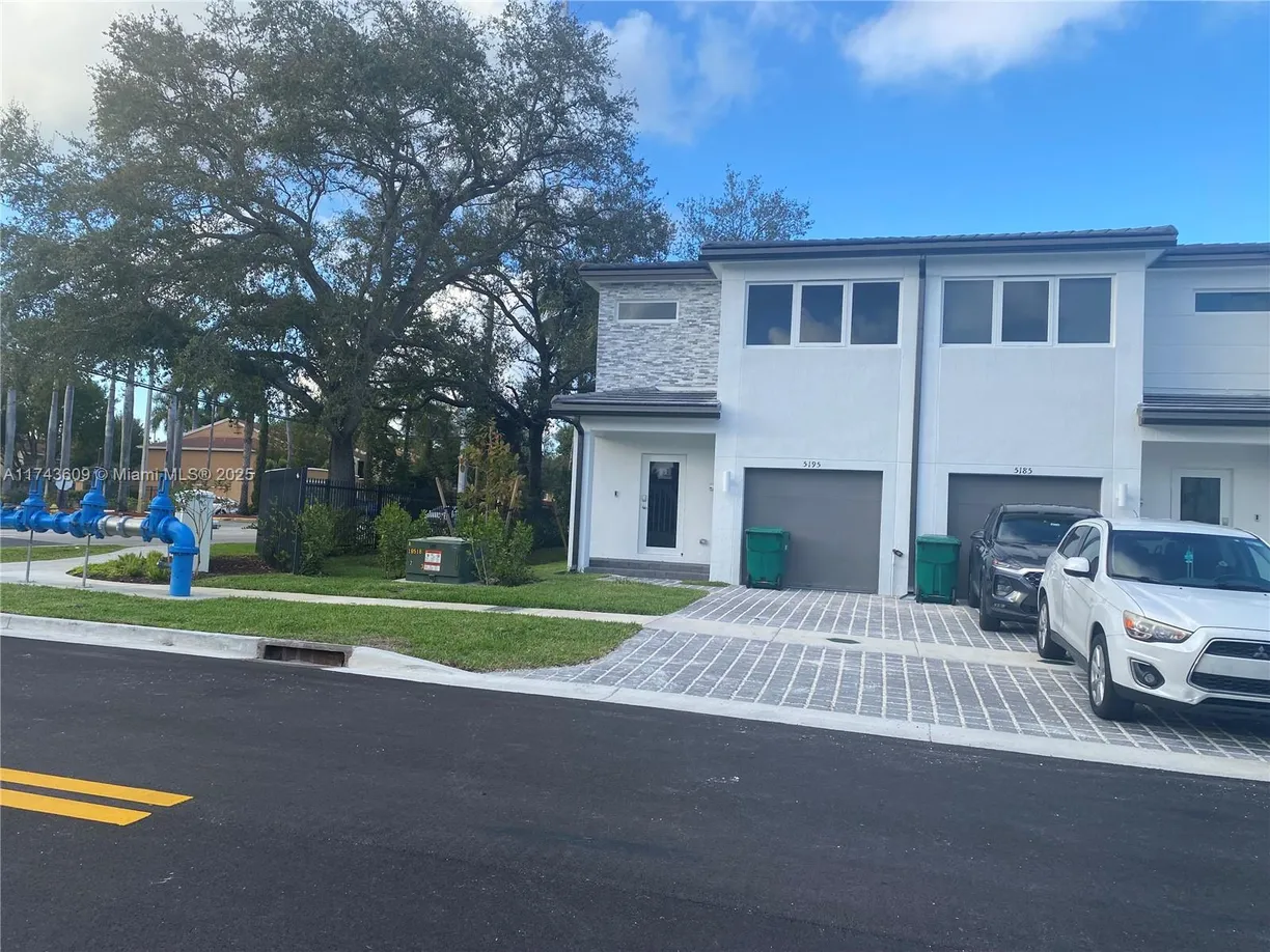 South Florida Real Estate | View 5195 SW 37th St | Listing