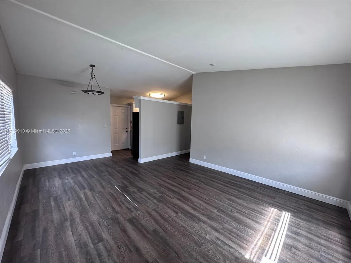 South Florida Real Estate | View 1613 NW 15th Pl | Listing