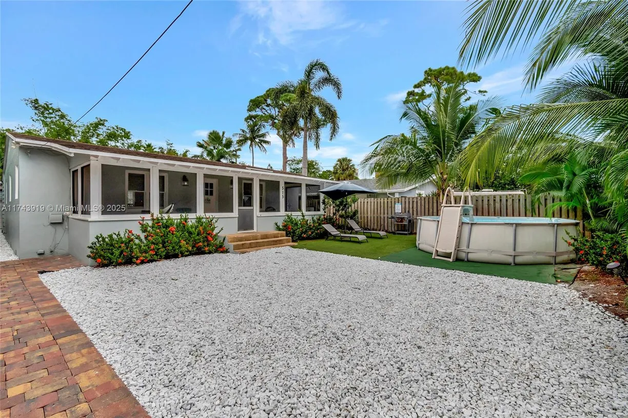 South Florida Real Estate | View 515 SW 9th St | 2 Beds, 1 Bath