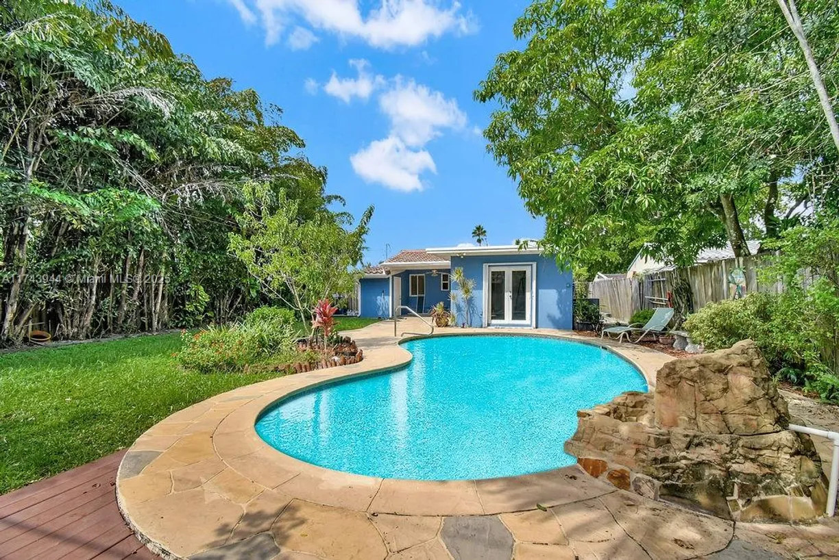 South Florida Real Estate | View 1328 N Andrews Ave | 3 Beds, 2 Baths