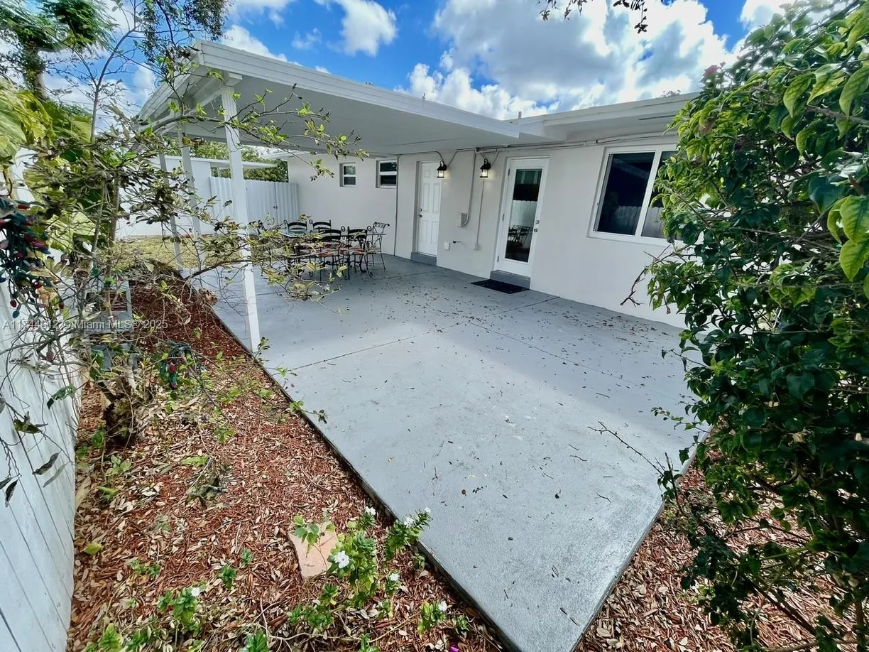 South Florida Real Estate | View 7023 SW 2nd St, 7023 | Listing