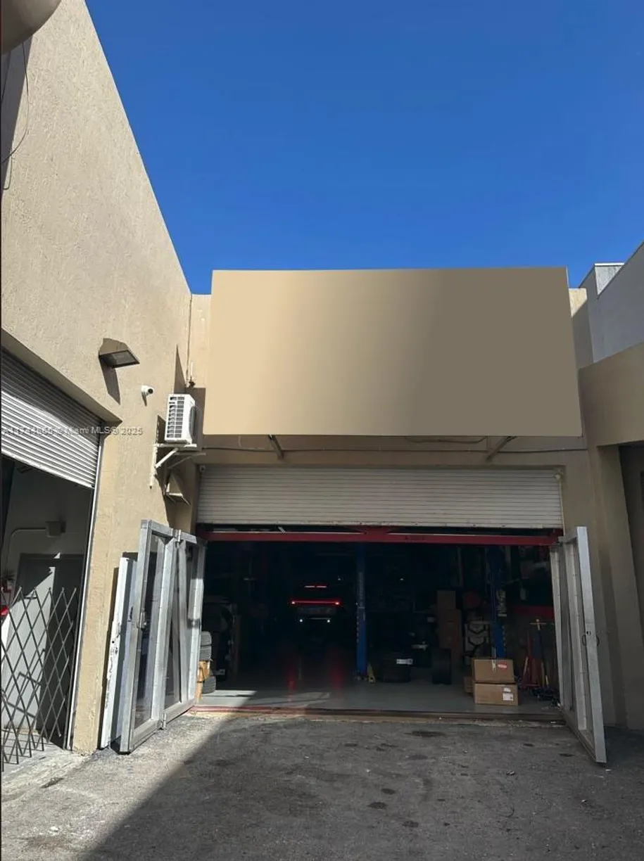 South Florida Real Estate | View 10200 NW 25th St, A100