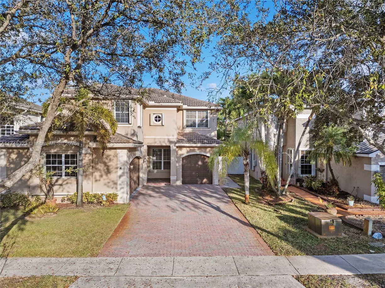 South Florida Real Estate | View 1841 SW 152nd Ter, 1841 | 5 Beds, 4 Baths