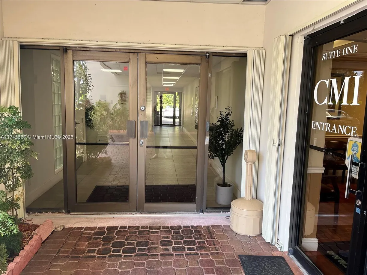 South Florida Real Estate | View 150 NW 70th Ave, 4 | Listing