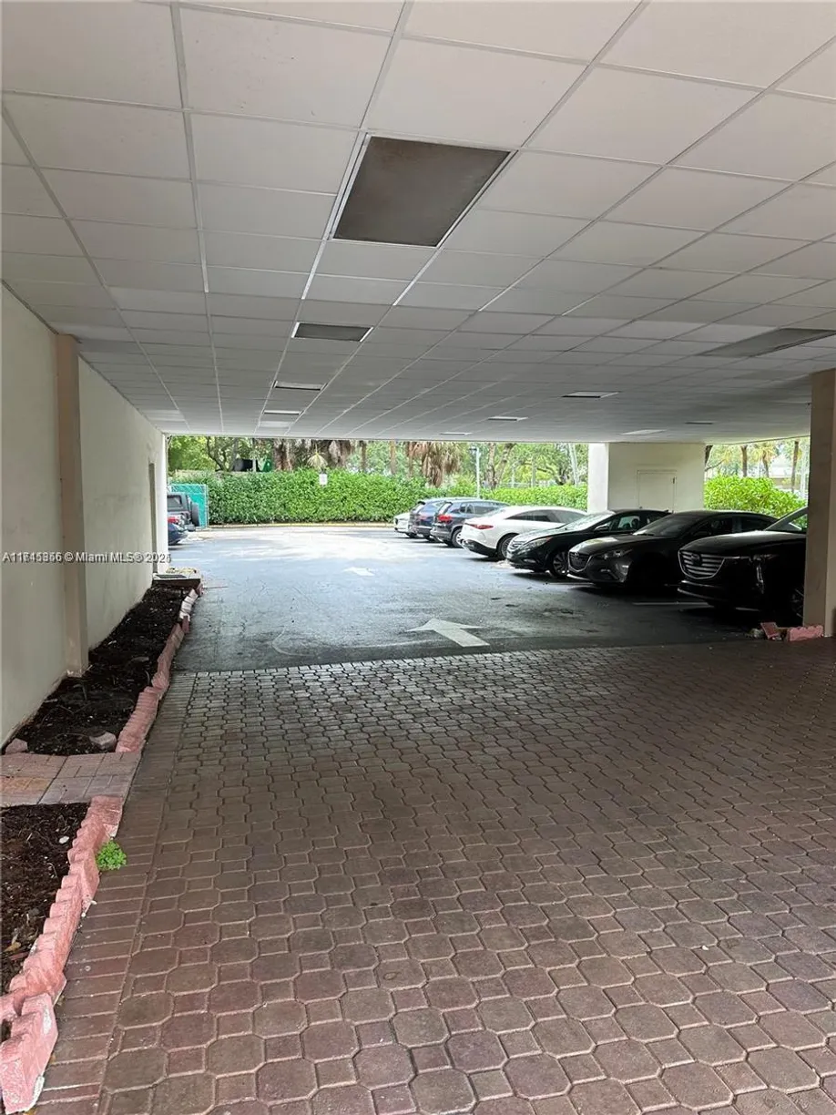 South Florida Real Estate | View 150 NW 70th Ave, 4 | Listing